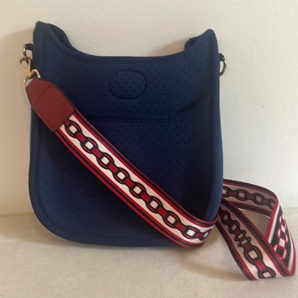Ah-dorned Vegan Navy Blue Crossbody Messenger Bag with Red & Blue Guitar Strap - Picture 2 of 8